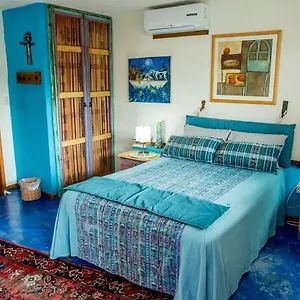 https://majikal-bnb-casa-de-los-xolos-aqua.hotelsmerida.org